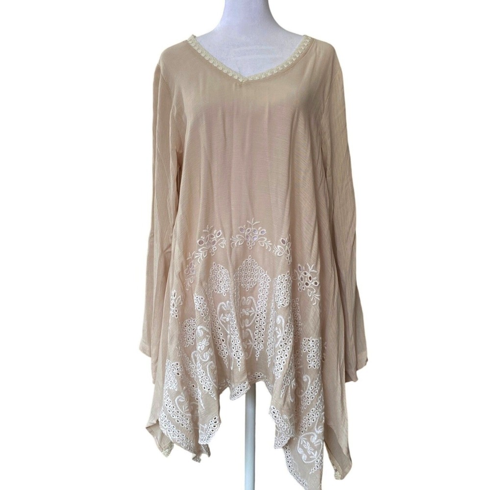 Anthropologie Embroidered Eyelet Asymmetrical Cream Tunic Top Medium Boho Femme‎